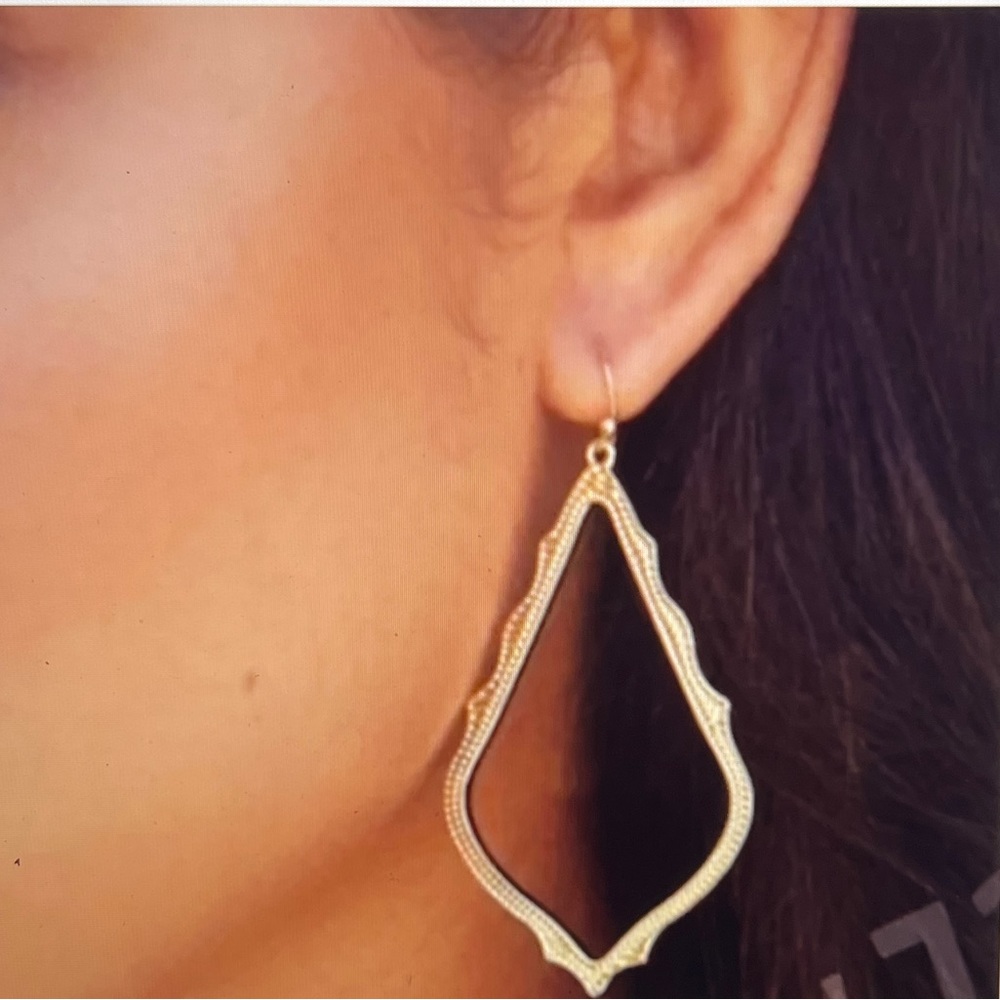 Kendra Scott Gold Sophee Drop Earrings New! - Picture 2 of 2
